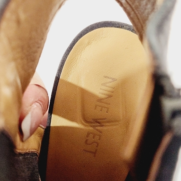 Nine West Navy Suede Open Toe Heels Size 7 - Picture 7 of 10